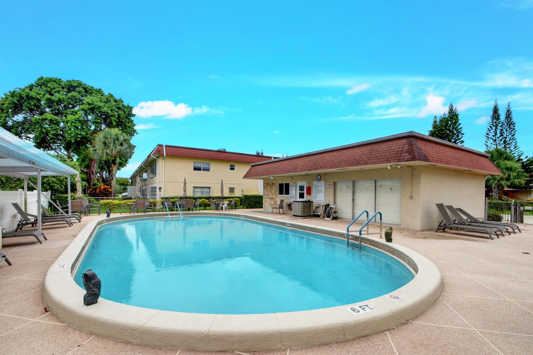 CENTURY VILLAGE WPB - Residential