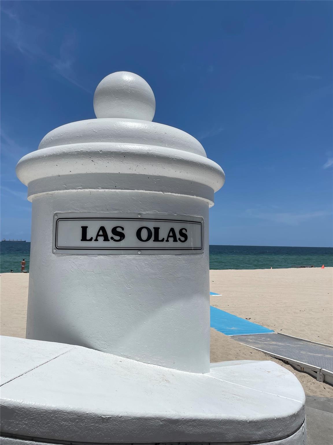 Harbor House East Inc Con - Residential Lease