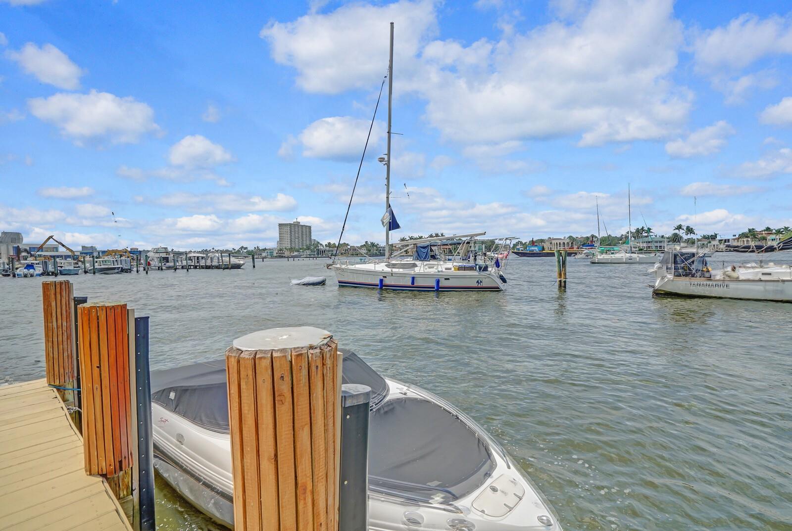 Harbor House East Inc Con - Residential Lease