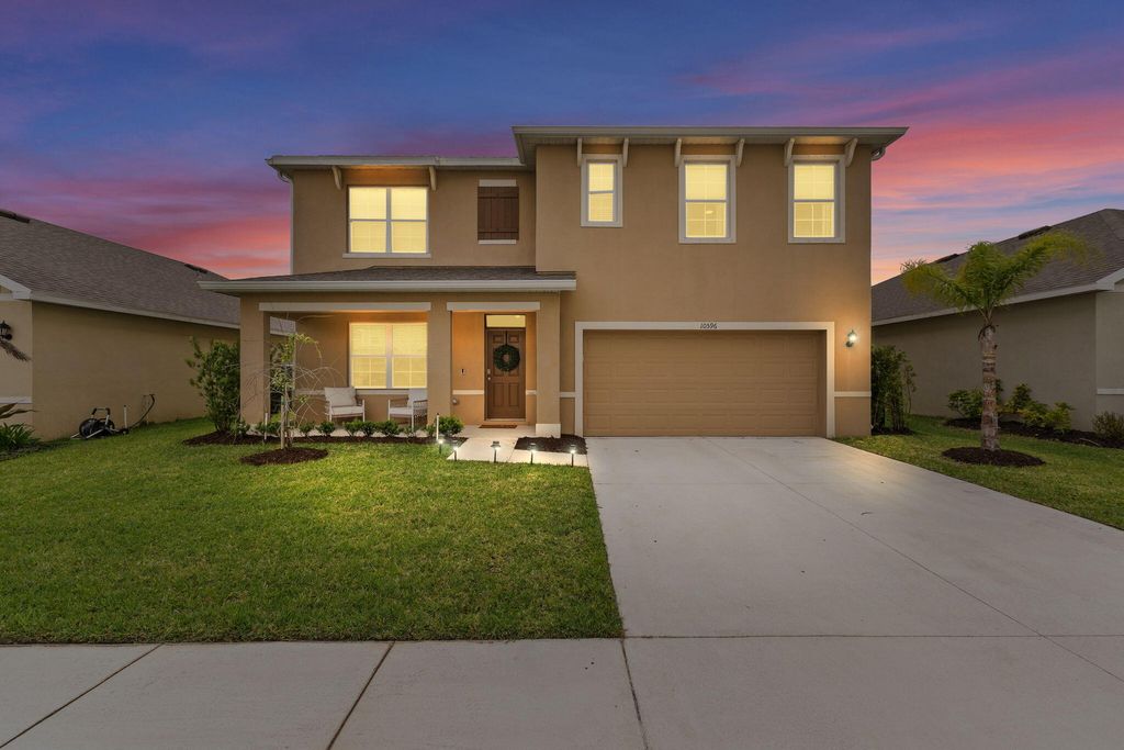 Photo of 10596 SW Vasari Way, Port Saint Lucie, FL 34987 (MLS # B26018301)