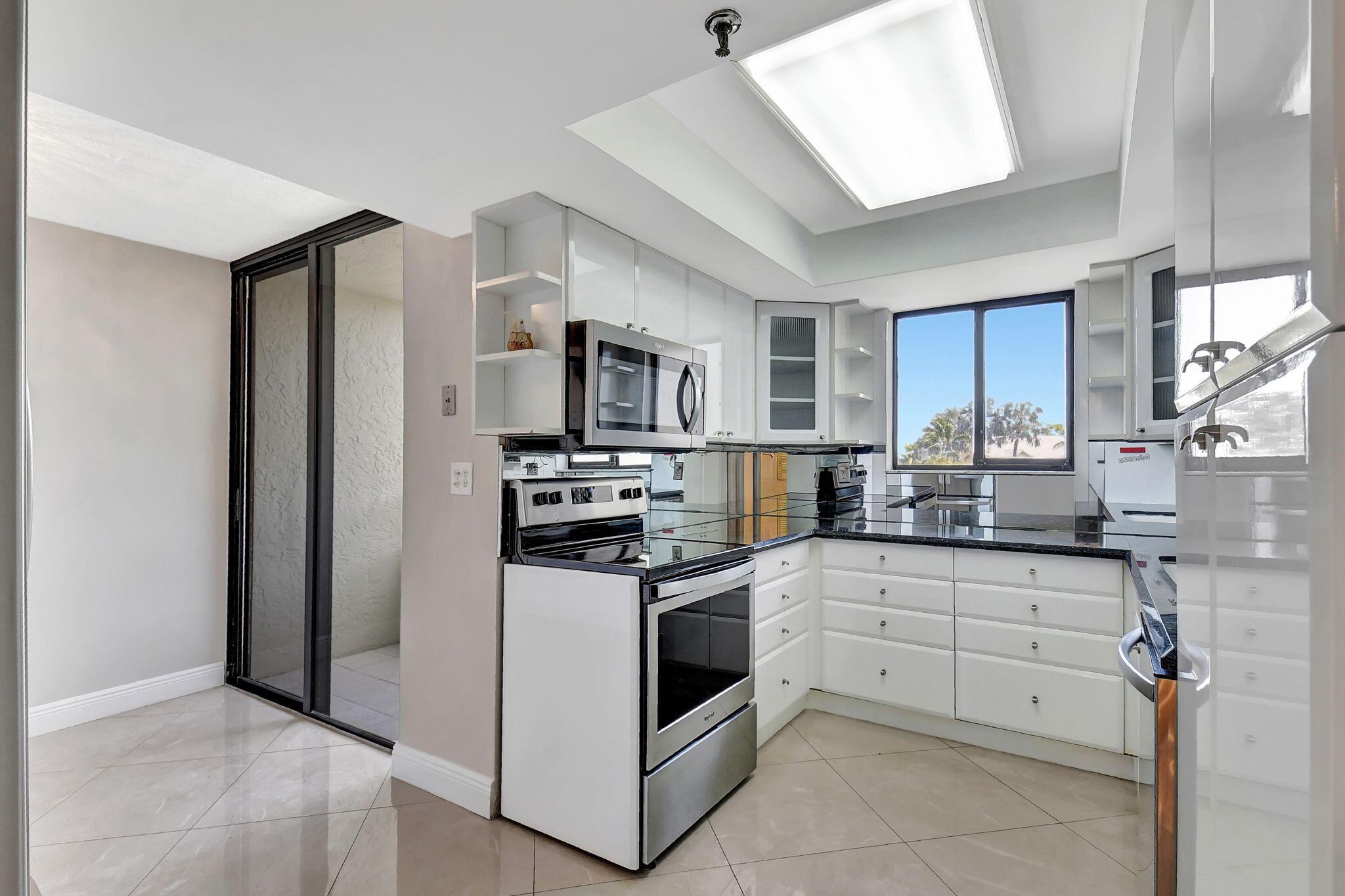 6372 La Costa Drive 302