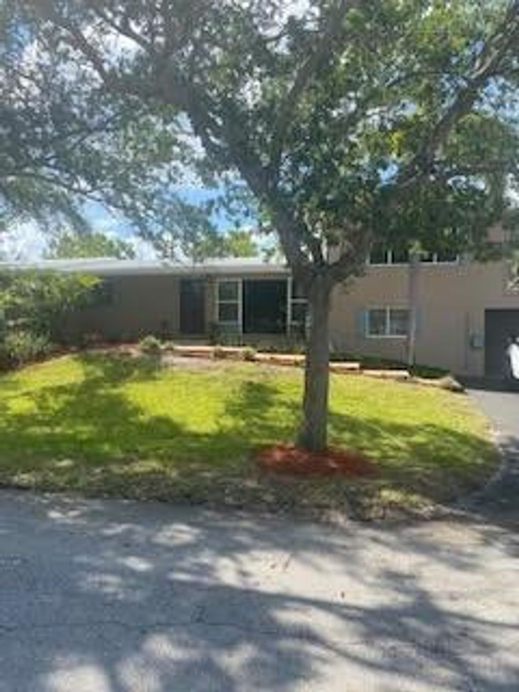 Photo of 2036 NE 21st Ave, Fort Lauderdale, FL 33305 (MLS # F10386528)