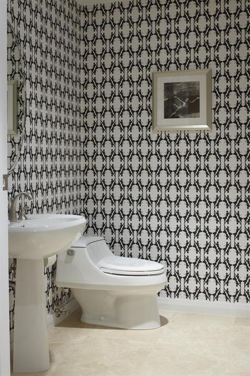 2700 NORTH OCEAN CONDO - Residential