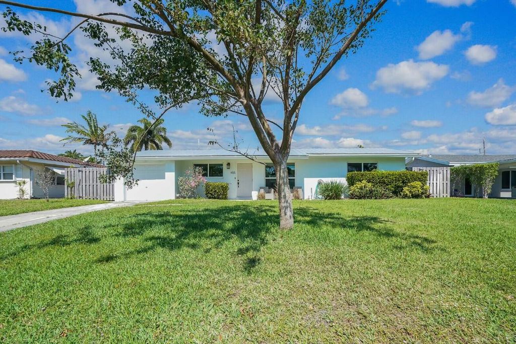 Photo of 455 NE 34th Street, Boca Raton, FL 33431 (MLS # R11135293)