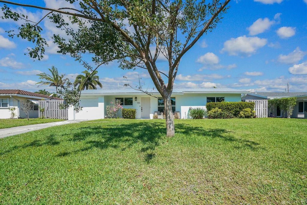 Photo of 455 NE 34th Street, Boca Raton, FL 33431 (MLS # R11135293)