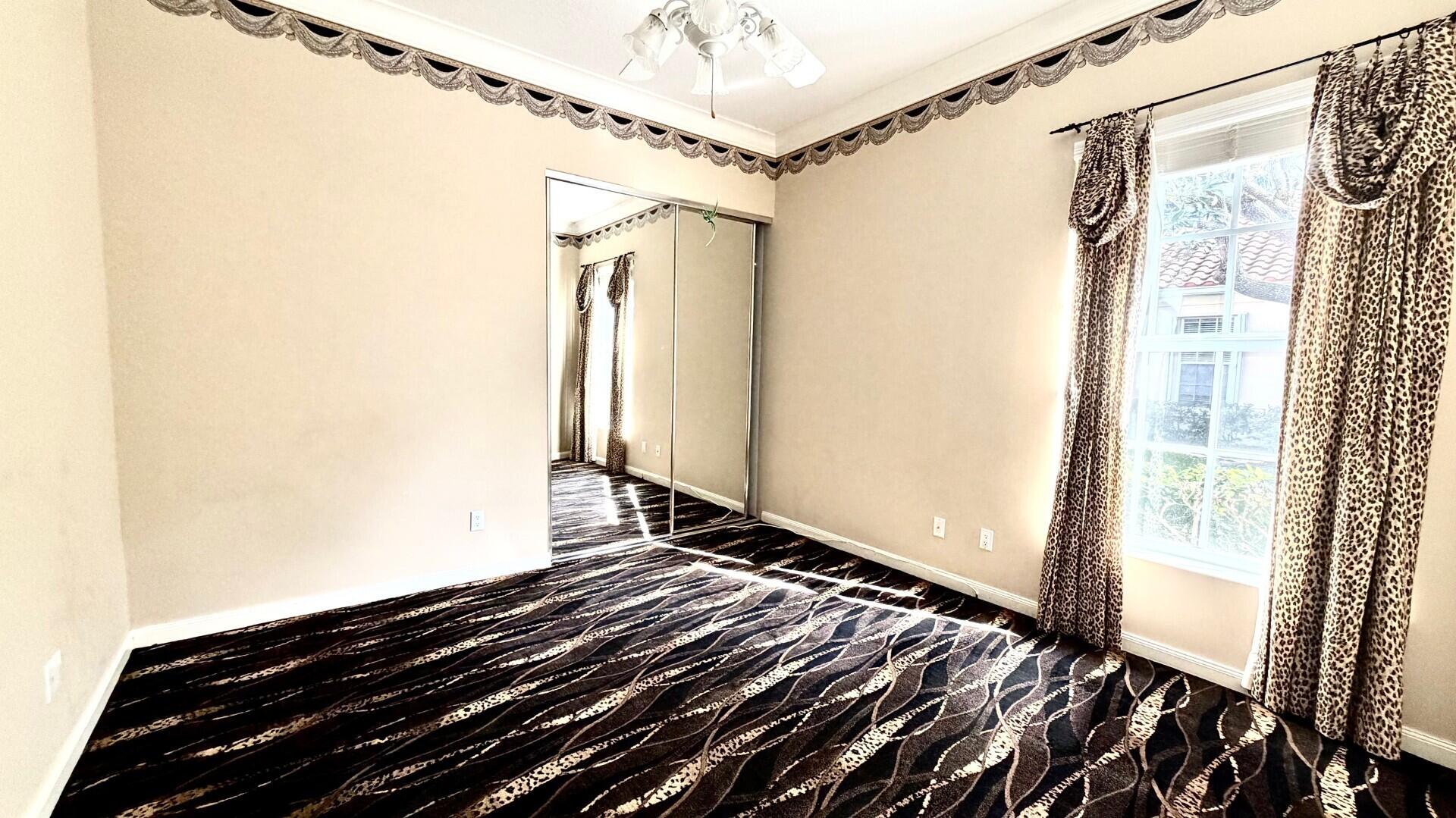 RIVERWALK 3 - Residential