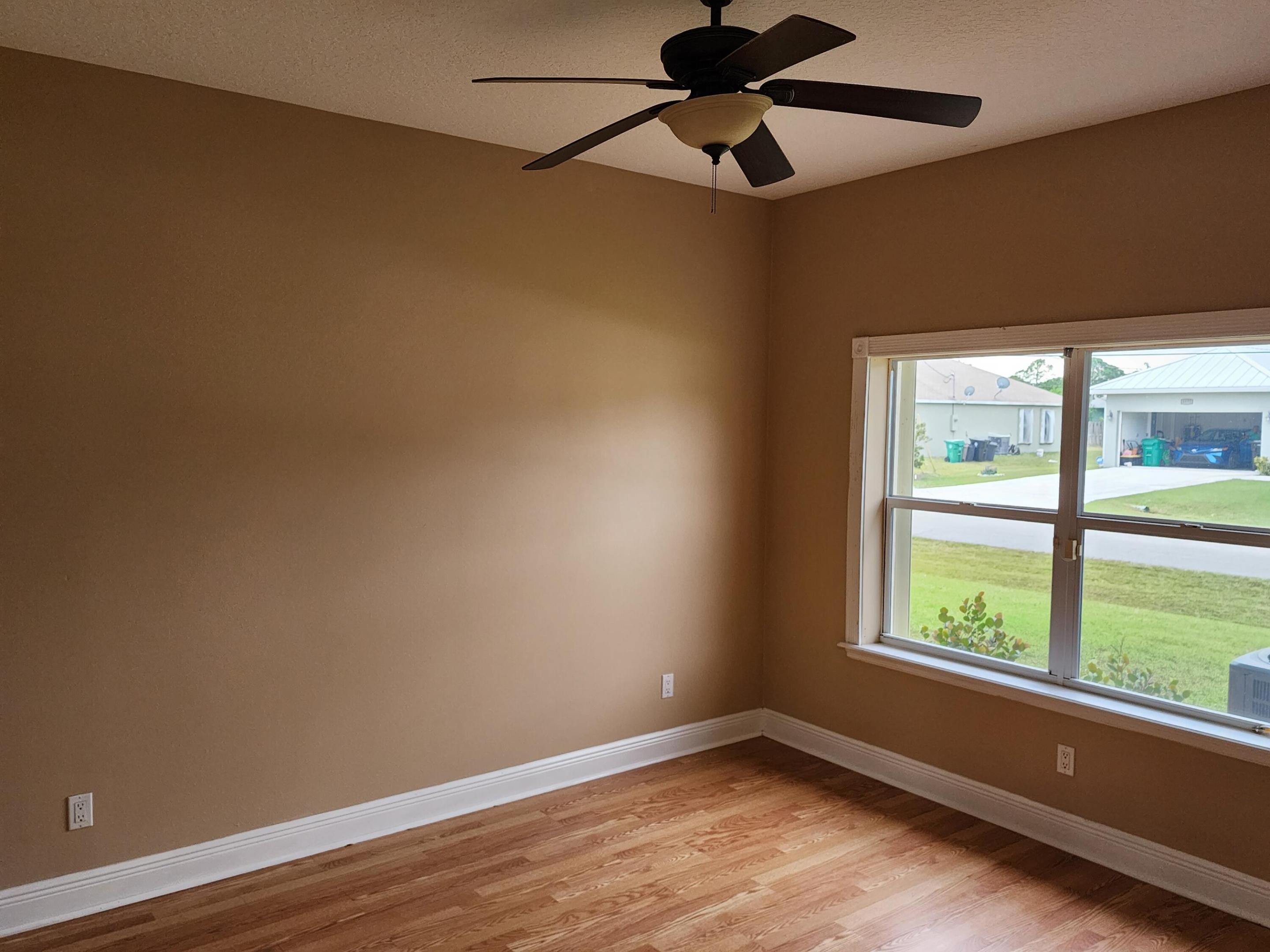 PORT ST LUCIE SECTION 44 - Residential Lease