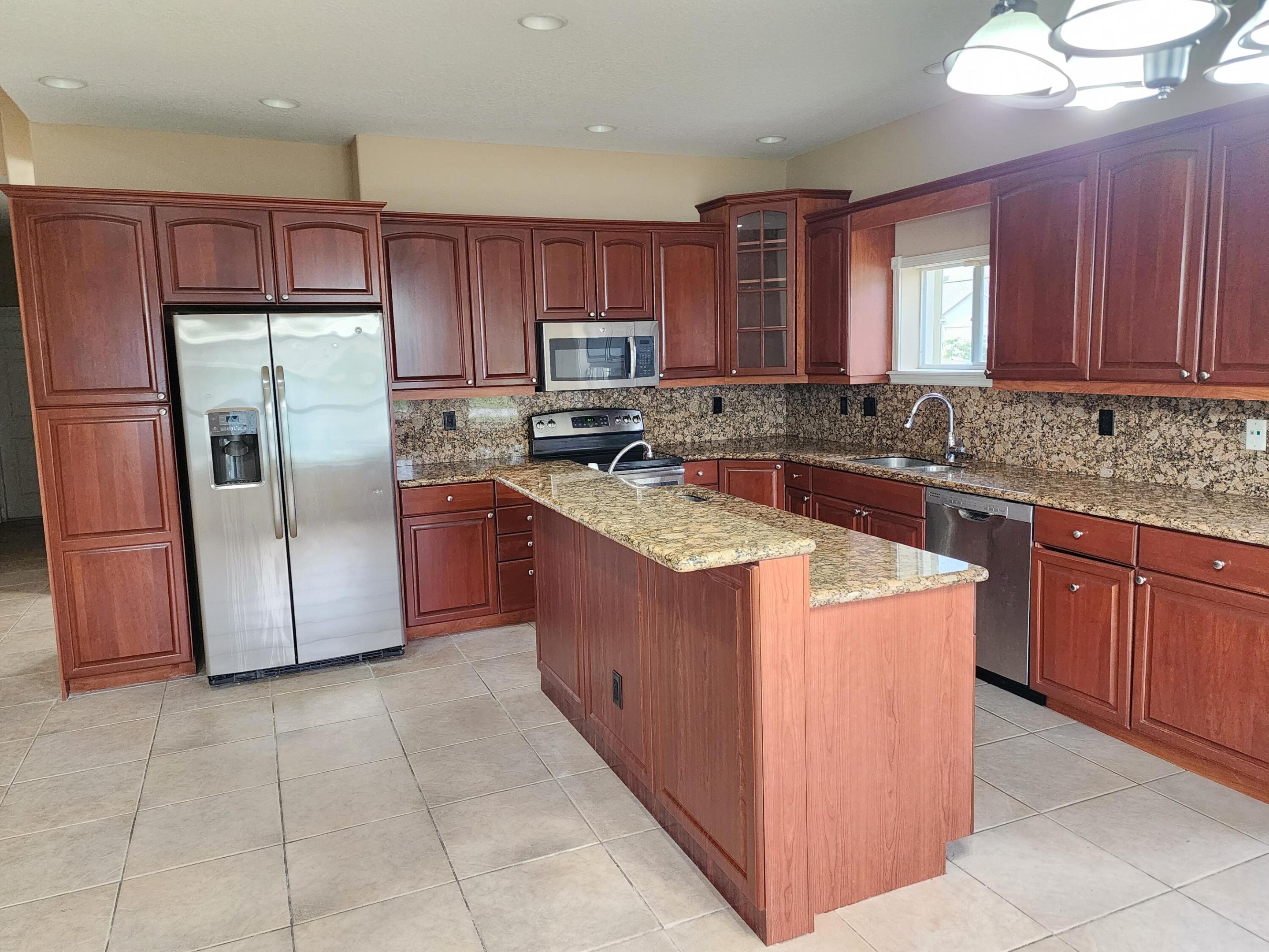 PORT ST LUCIE SECTION 44 - Residential Lease