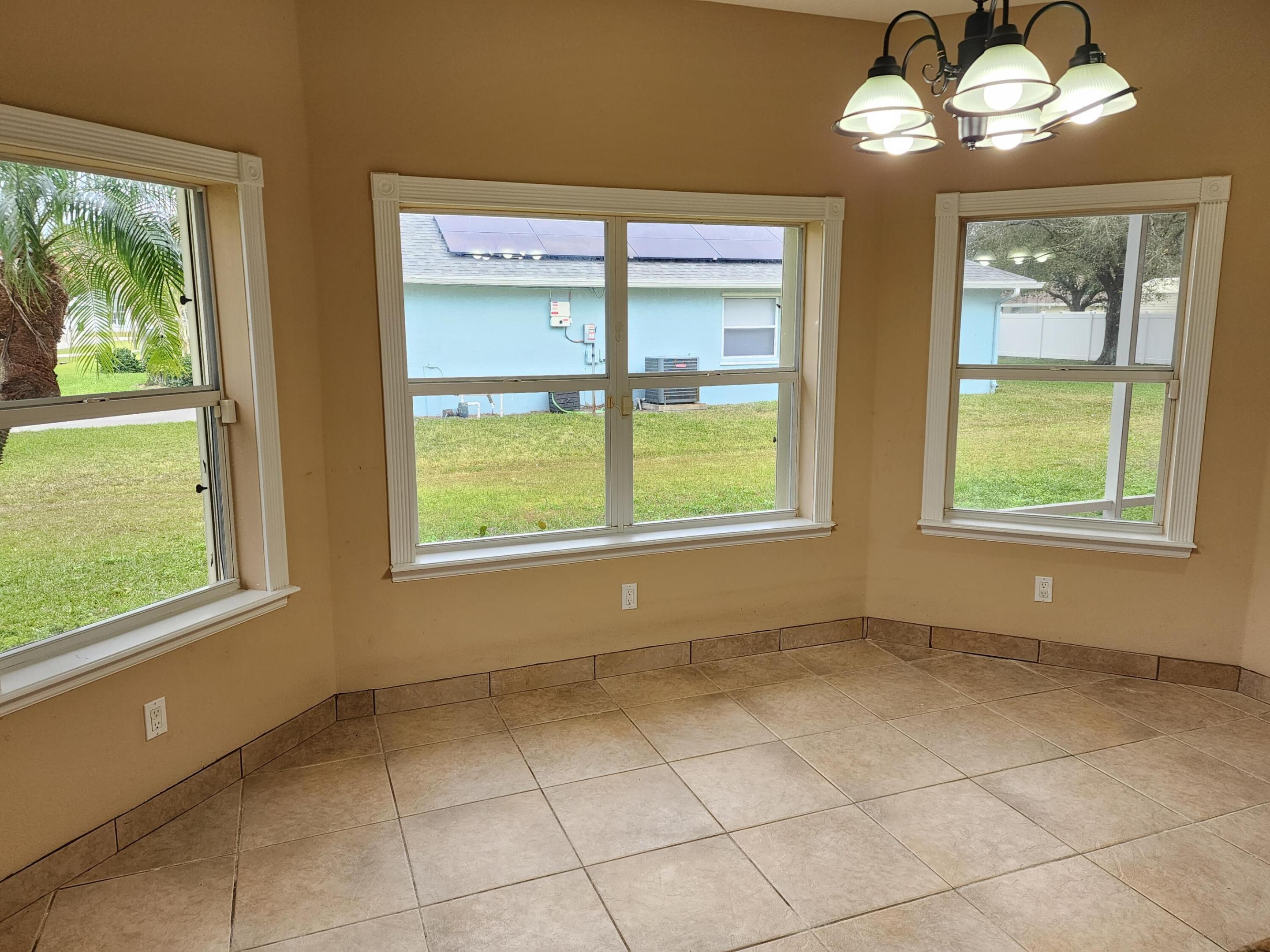 PORT ST LUCIE SECTION 44 - Residential Lease
