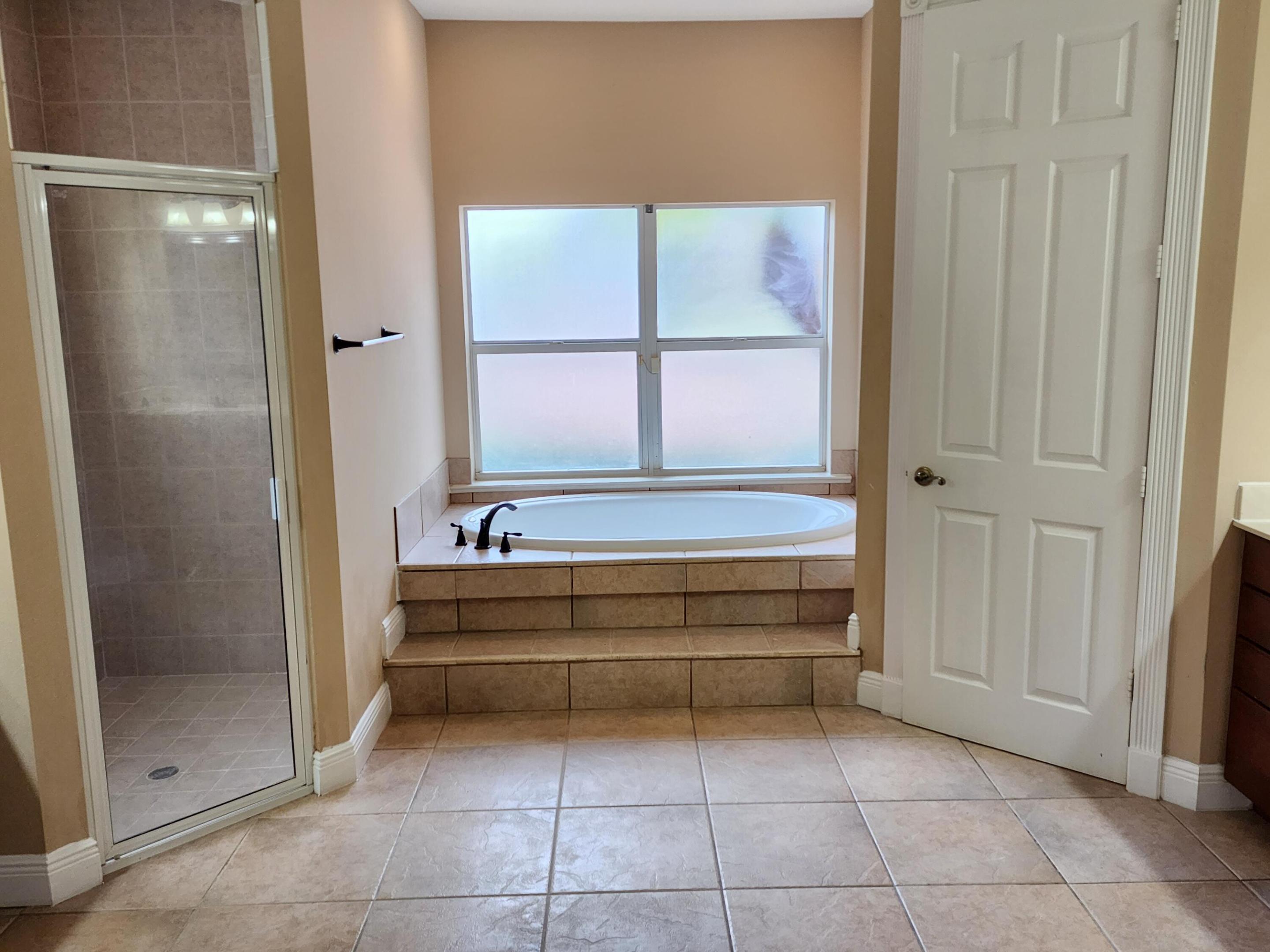 PORT ST LUCIE SECTION 44 - Residential Lease