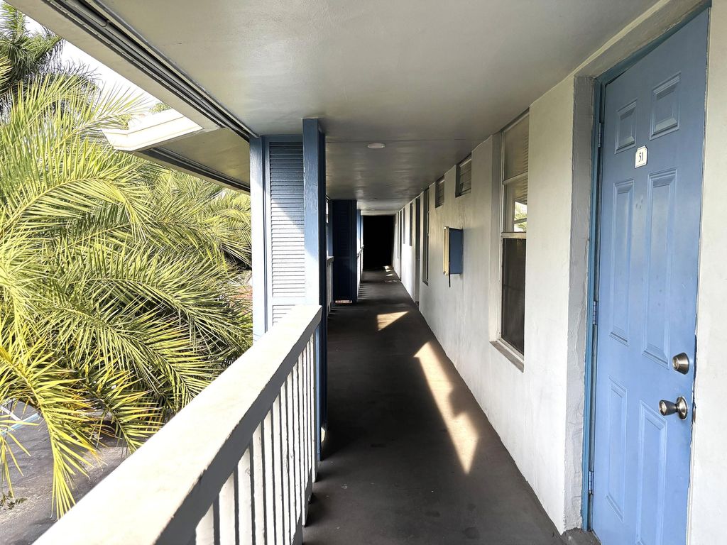 Photo of 491 NW 42nd Ave #51, Plantation, FL 33317 (MLS # R11087074)