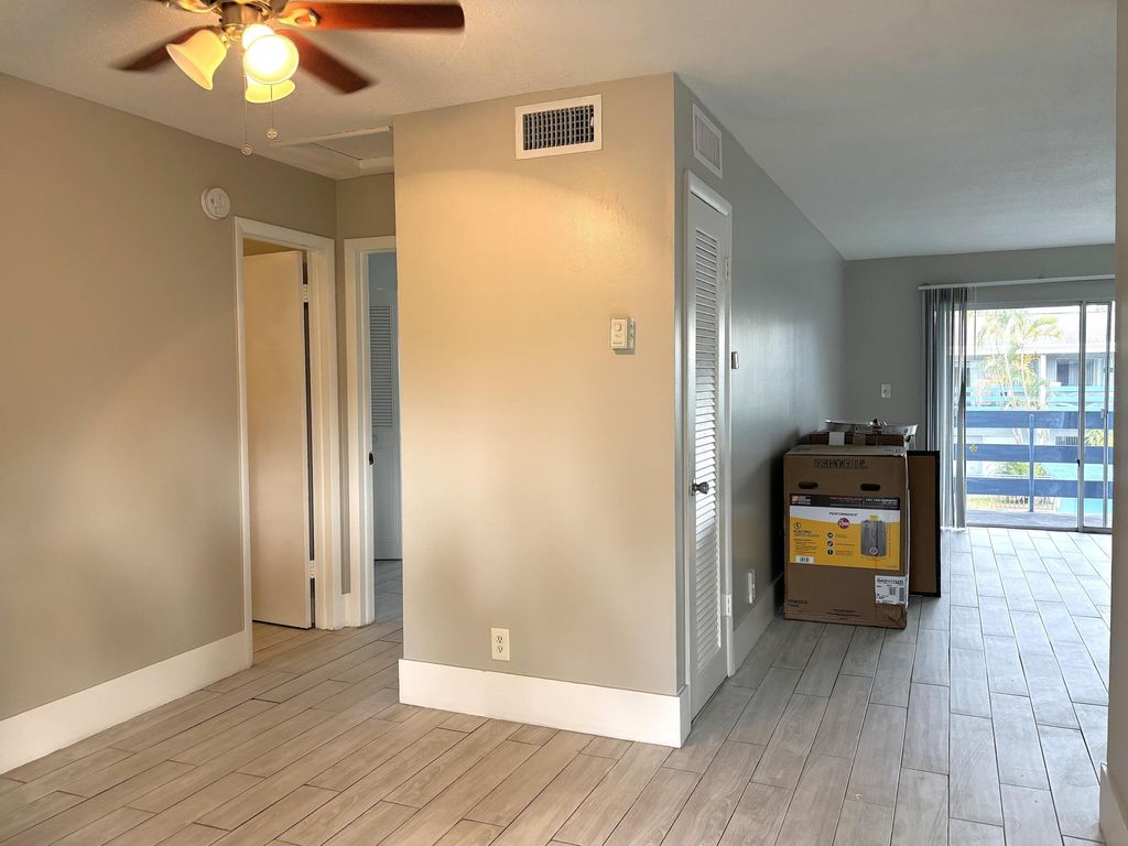Photo of 491 NW 42nd Ave #51, Plantation, FL 33317 (MLS # R11087074)