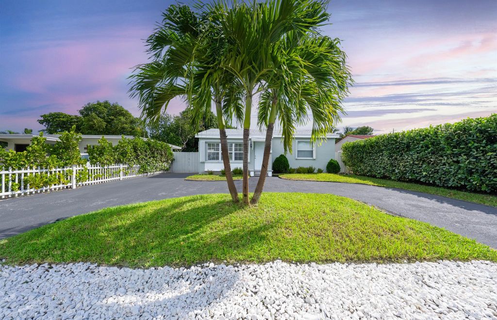 Photo of 1214 NW 1st Avenue, Fort Lauderdale, FL 33311 (MLS # R11134548)