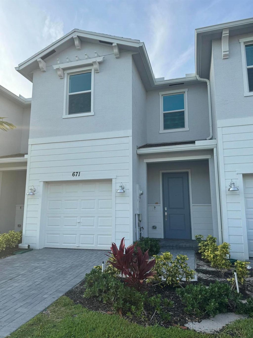 Photo of 671 SE Lake Falls Street, Port Saint Lucie, FL 34986 (MLS # R11091787)