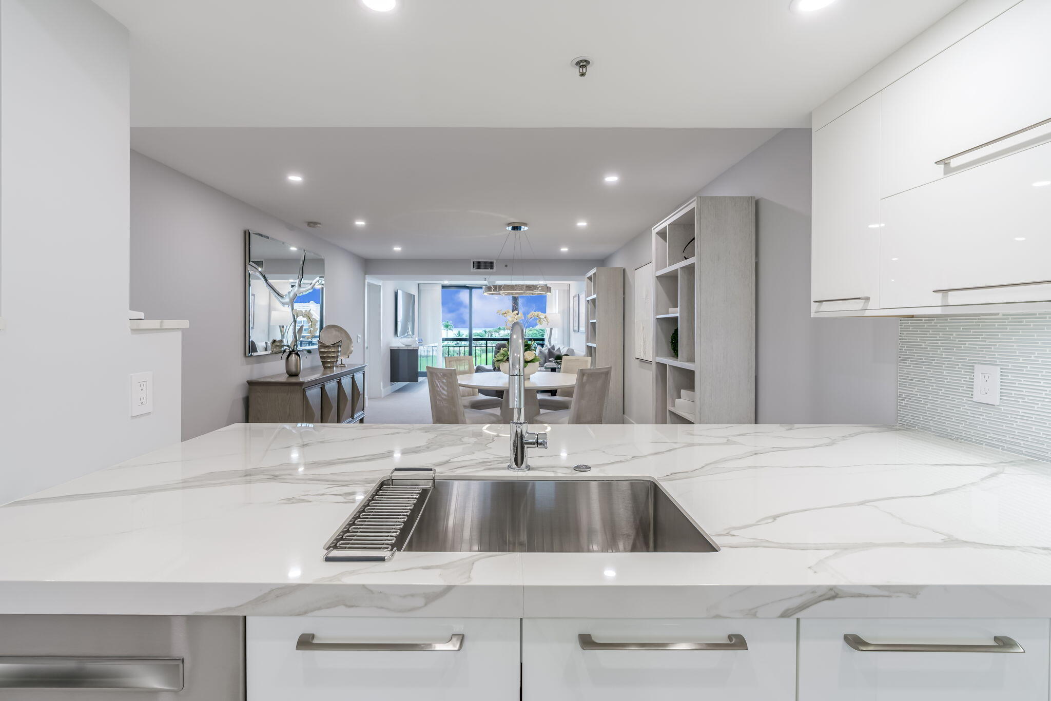 201 S Seas Drive 503