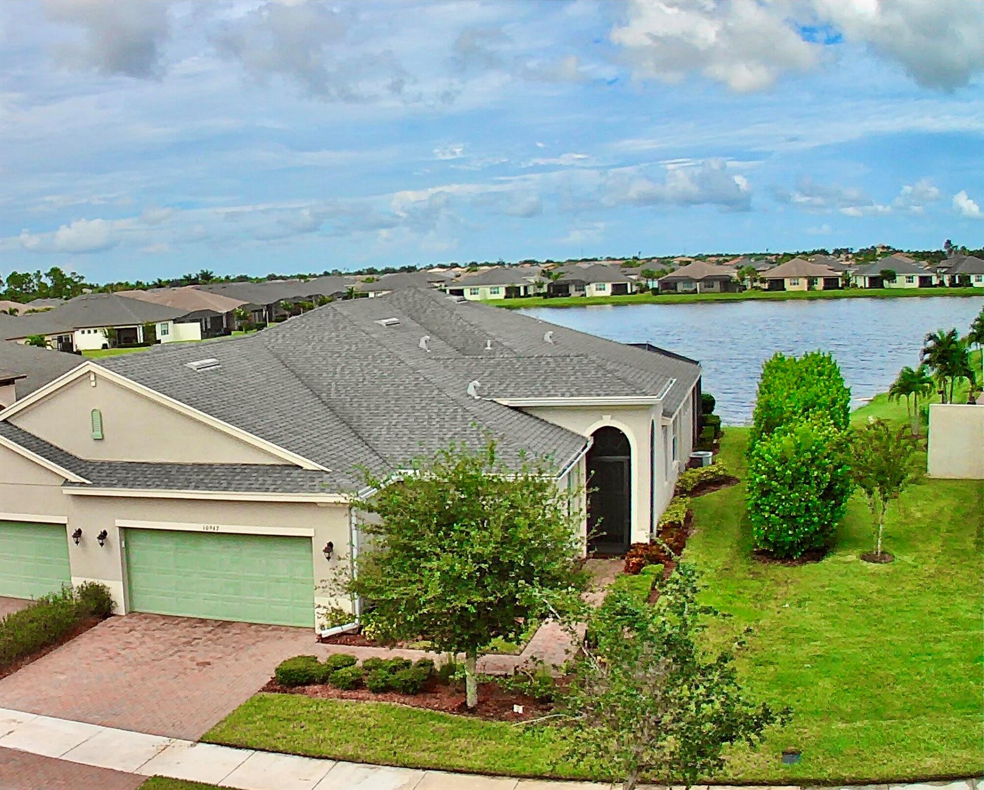 10947 SW Winding Lakes Circle