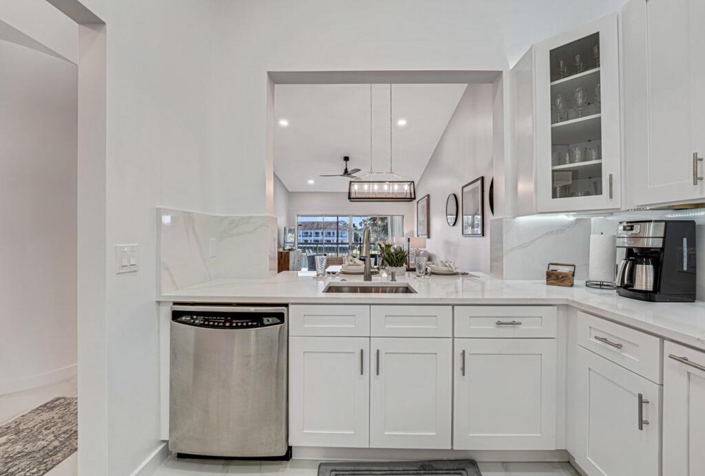 MEADOWBROOK AT PGA CONDO - Residential Lease