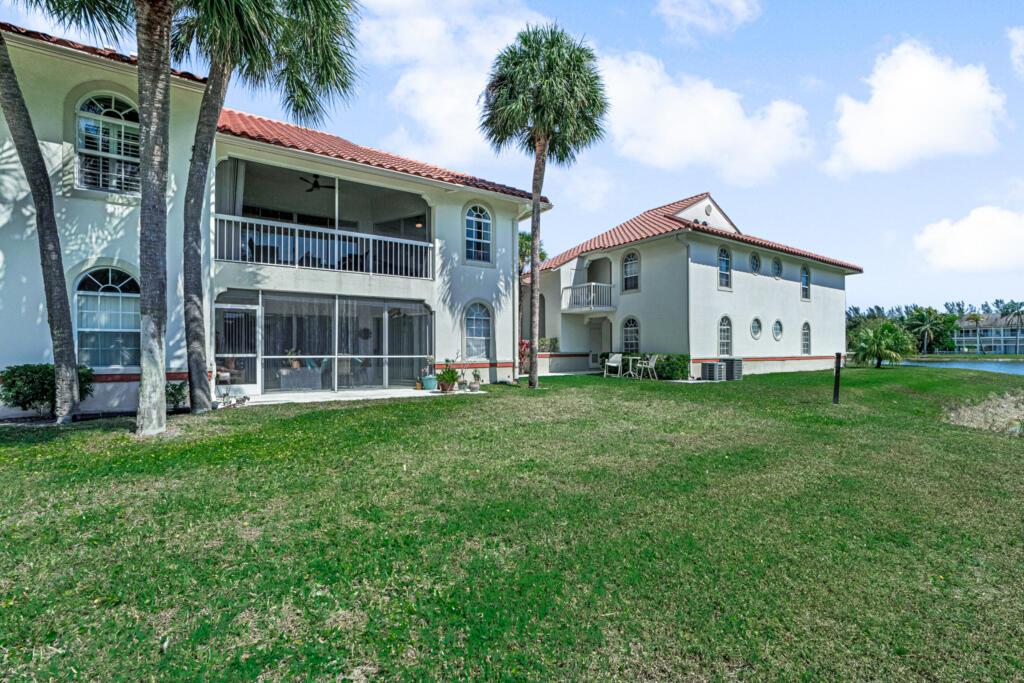 MEADOWBROOK AT PGA CONDO - Residential Lease