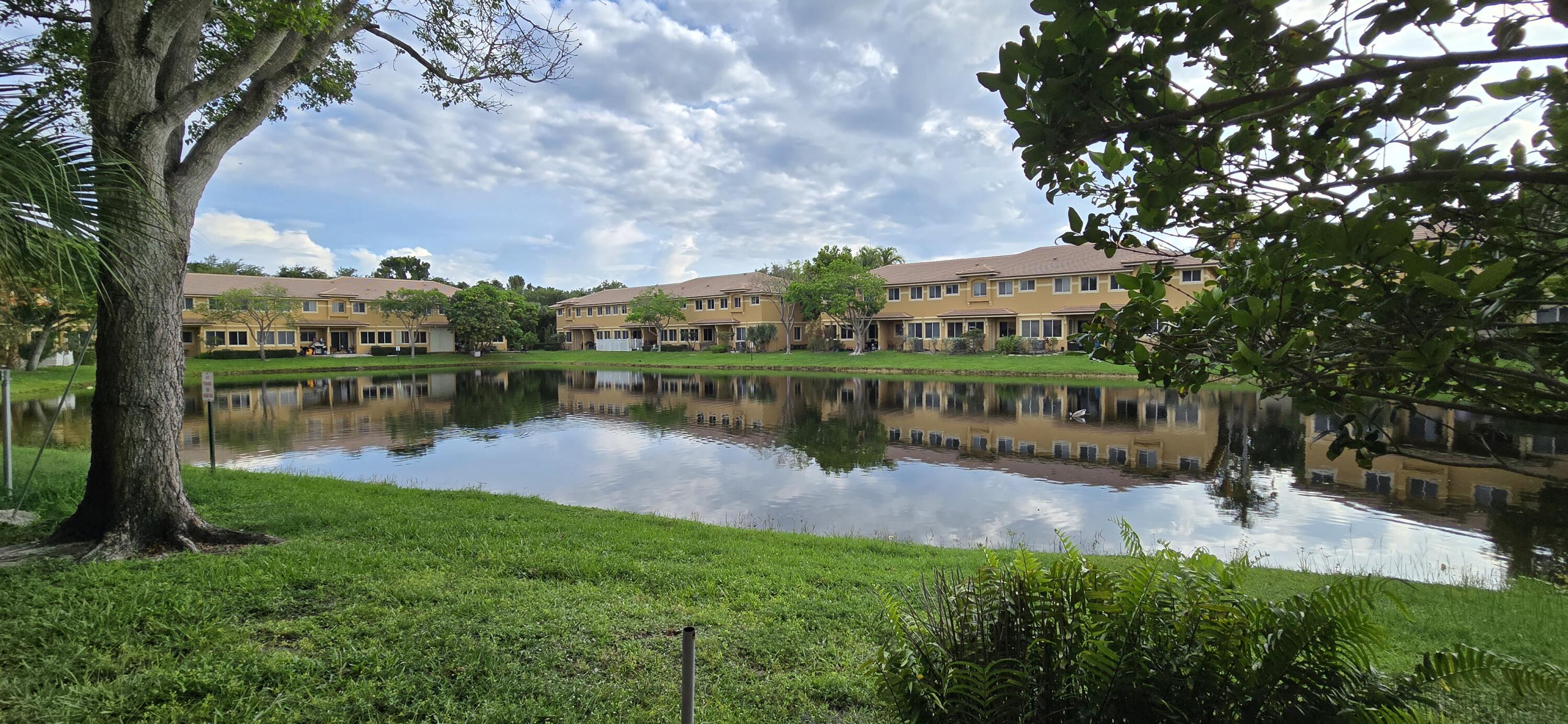 MILITARY TRAIL PUD - Residential Lease