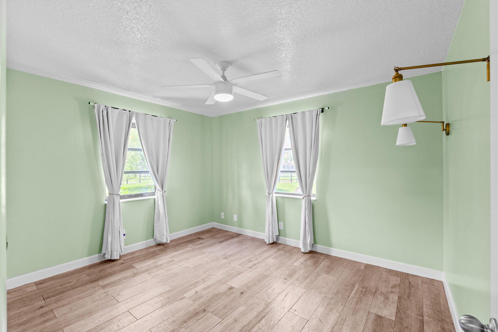 LOXAHATCHEE GROVES - Residential