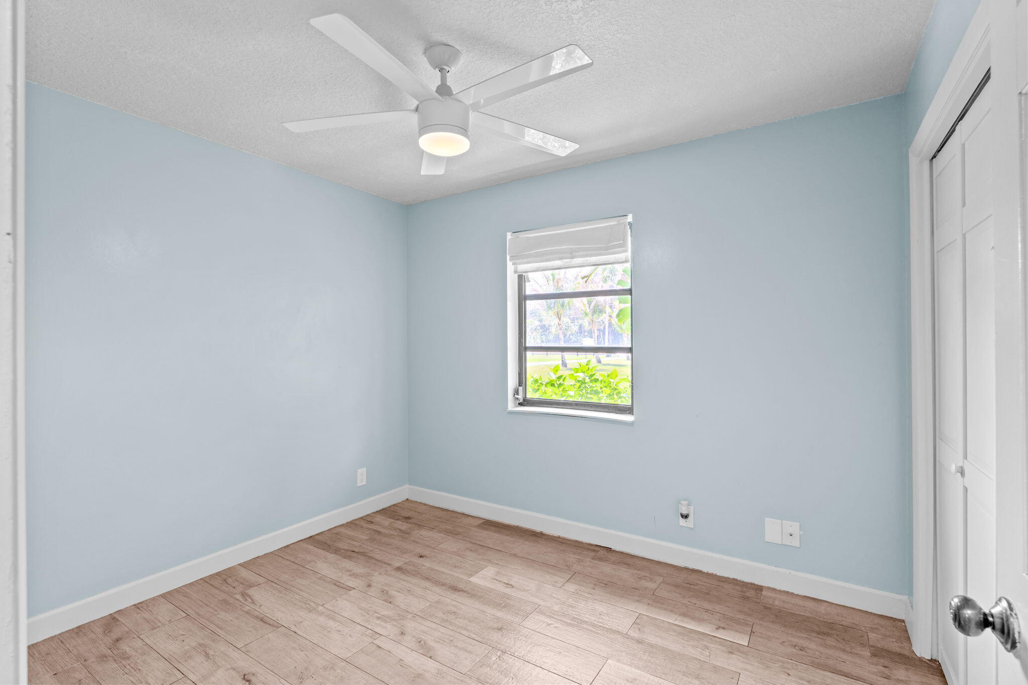 LOXAHATCHEE GROVES - Residential