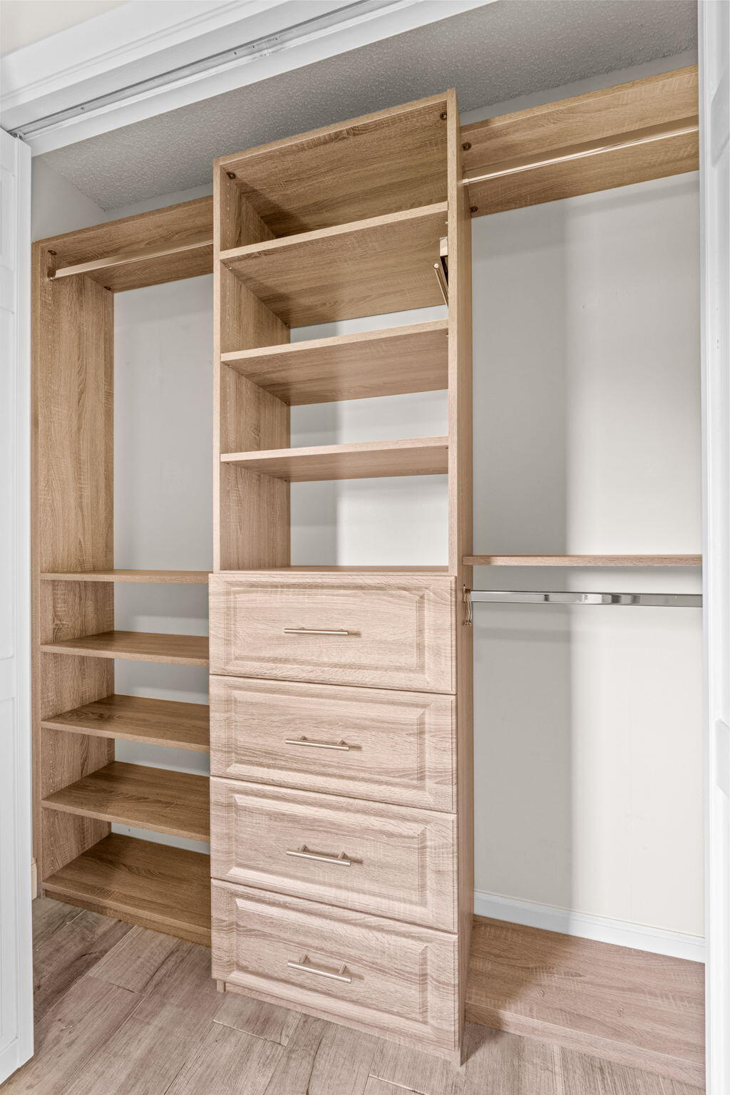 LOXAHATCHEE GROVES - Residential