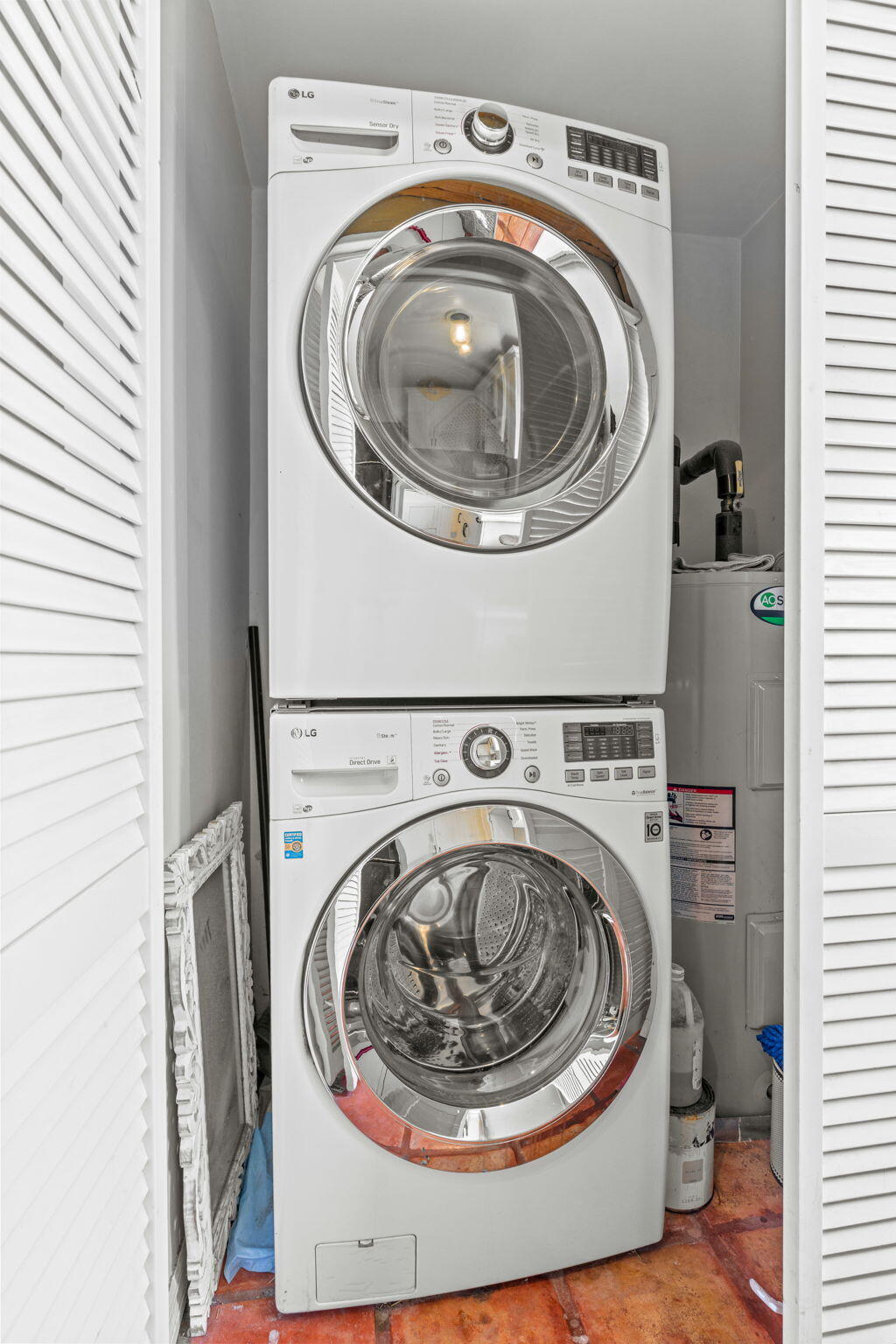 LOXAHATCHEE GROVES - Residential