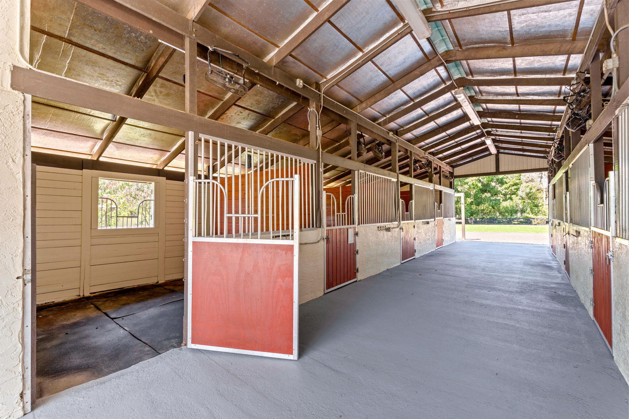 LOXAHATCHEE GROVES - Residential