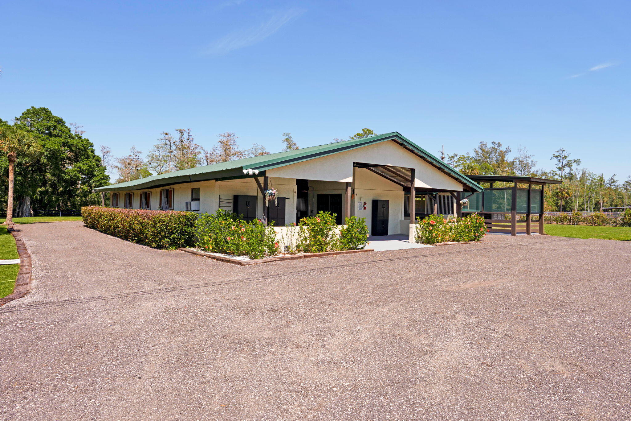 LOXAHATCHEE GROVES - Residential