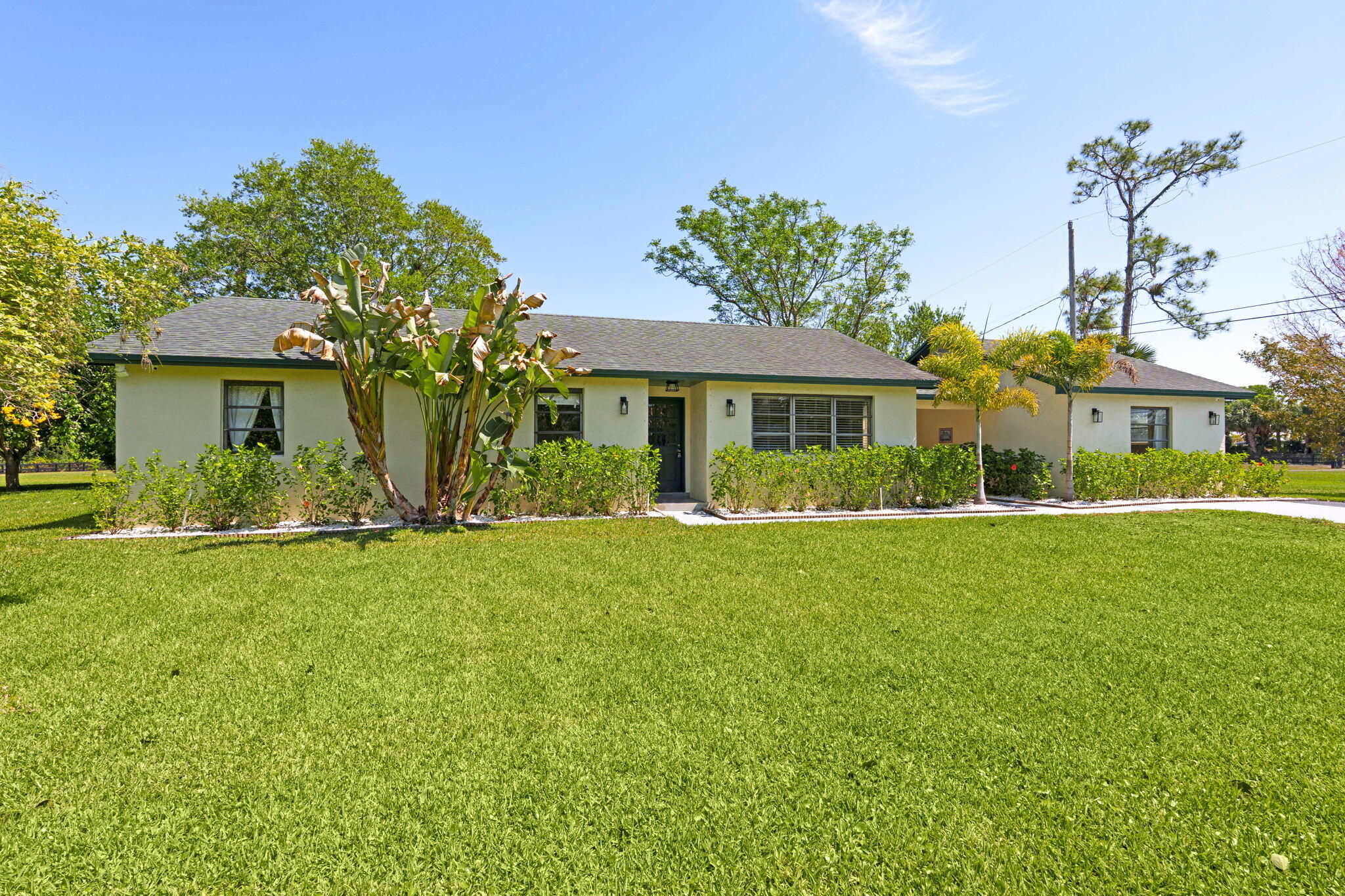 LOXAHATCHEE GROVES - Residential