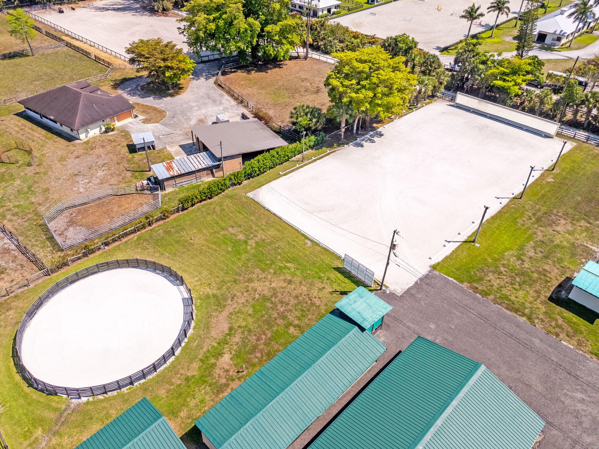 LOXAHATCHEE GROVES - Residential