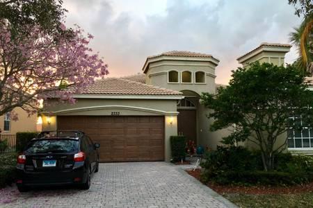 Located within a secure, gated community, this beautifully maintained 3-bedroom, 2-bathroom home with a den offers flexible living options--available furnished or unfurnished to suit your needs. Key Features: One-story layout for easy access and comfortable living Stunning lake view providing a serene and picturesque backdrop Nicely decorated interiors with thoughtful finishes throughout Spacious den ideal for a home office, media room, or guest space Quiet, well-kept neighborhood known for its friendly community and peaceful atmosphere 24/7 security offering peace of mind and added safety This home is perfect for those seeking a tranquil lifestyle with the convenience and charm of a beautiful, private community.