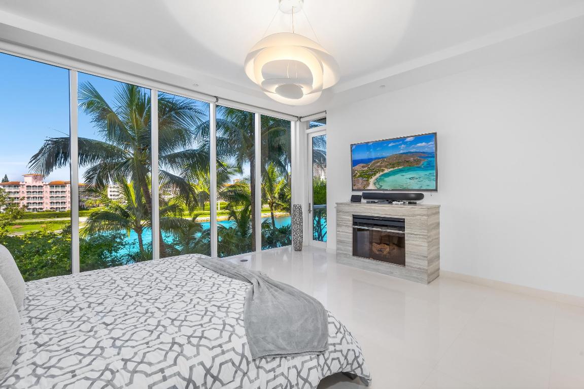 ONE THOUSAND OCEAN - Residential Lease