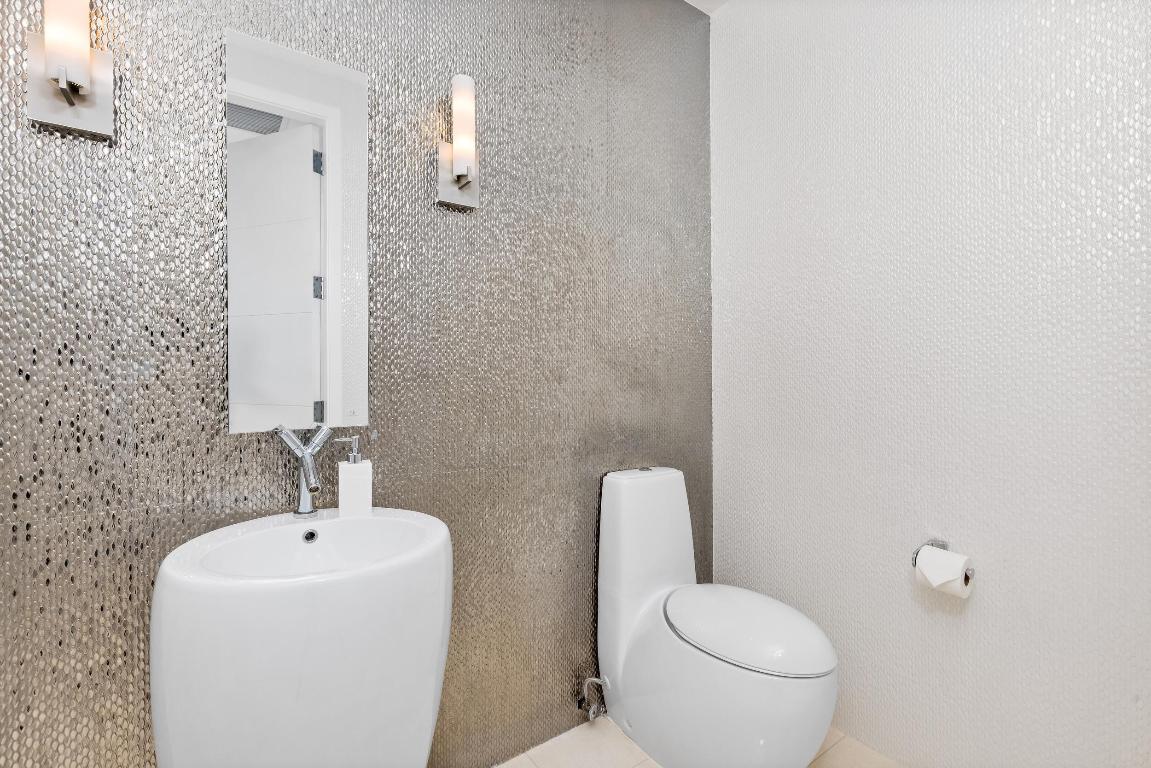 ONE THOUSAND OCEAN - Residential Lease