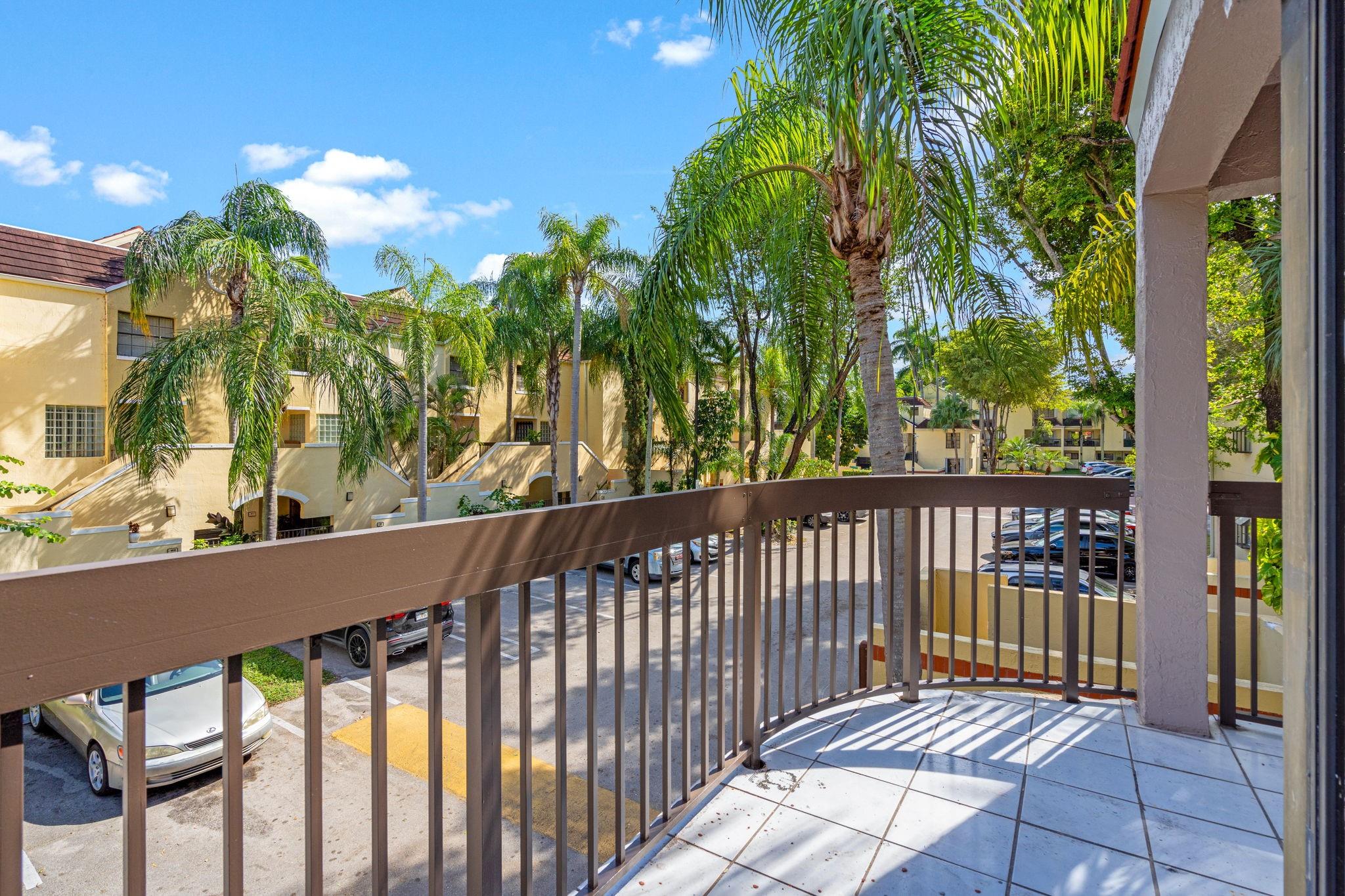 ELAN AT CALUSA - Residential