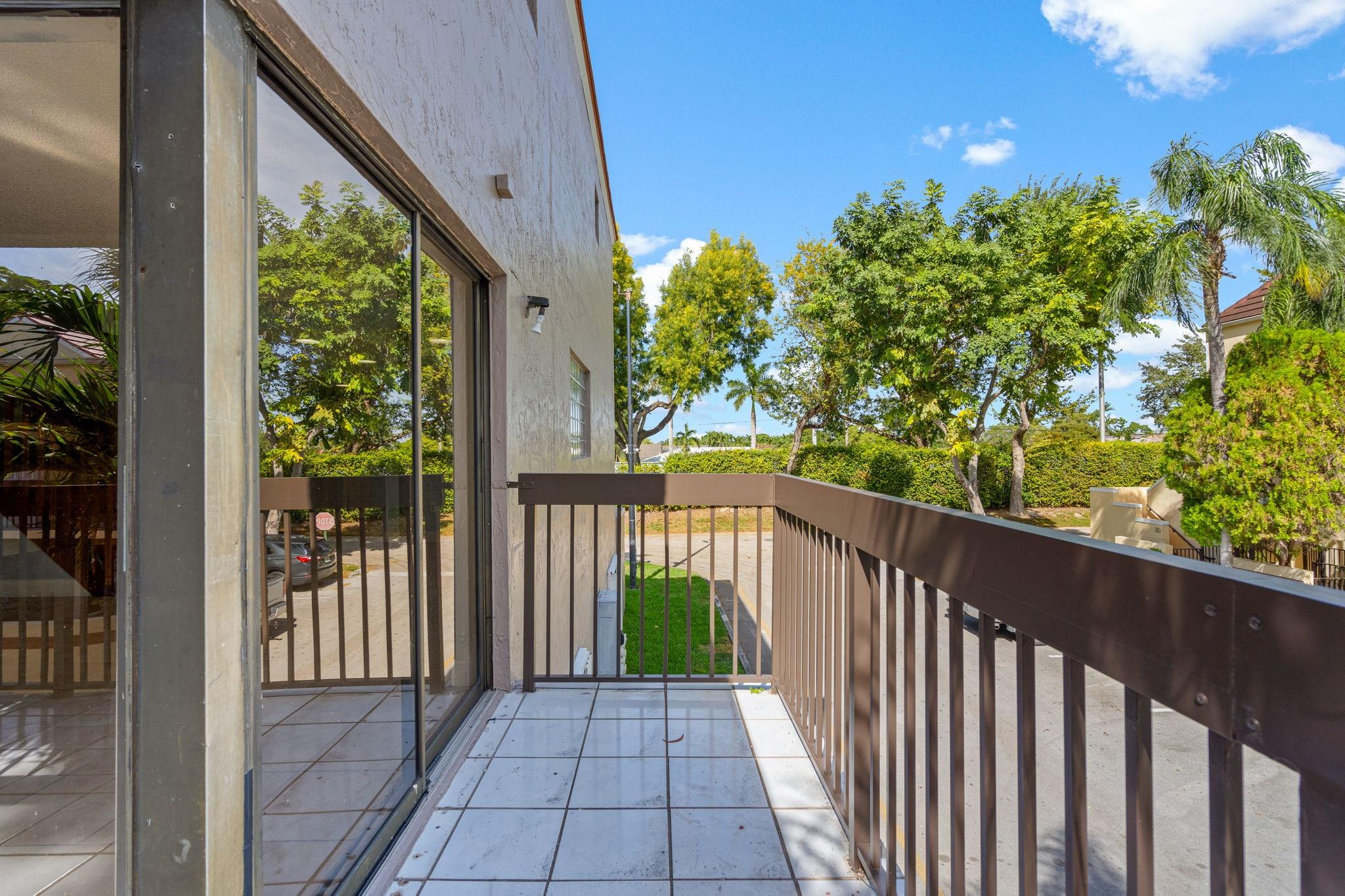 ELAN AT CALUSA - Residential