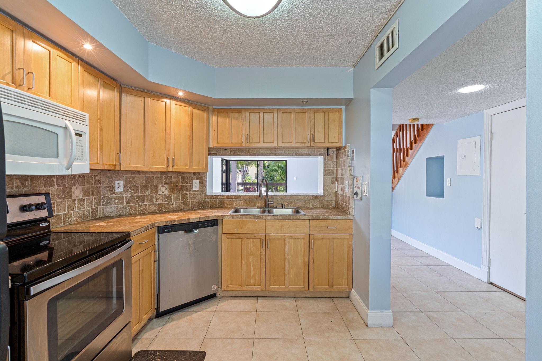 ELAN AT CALUSA - Residential