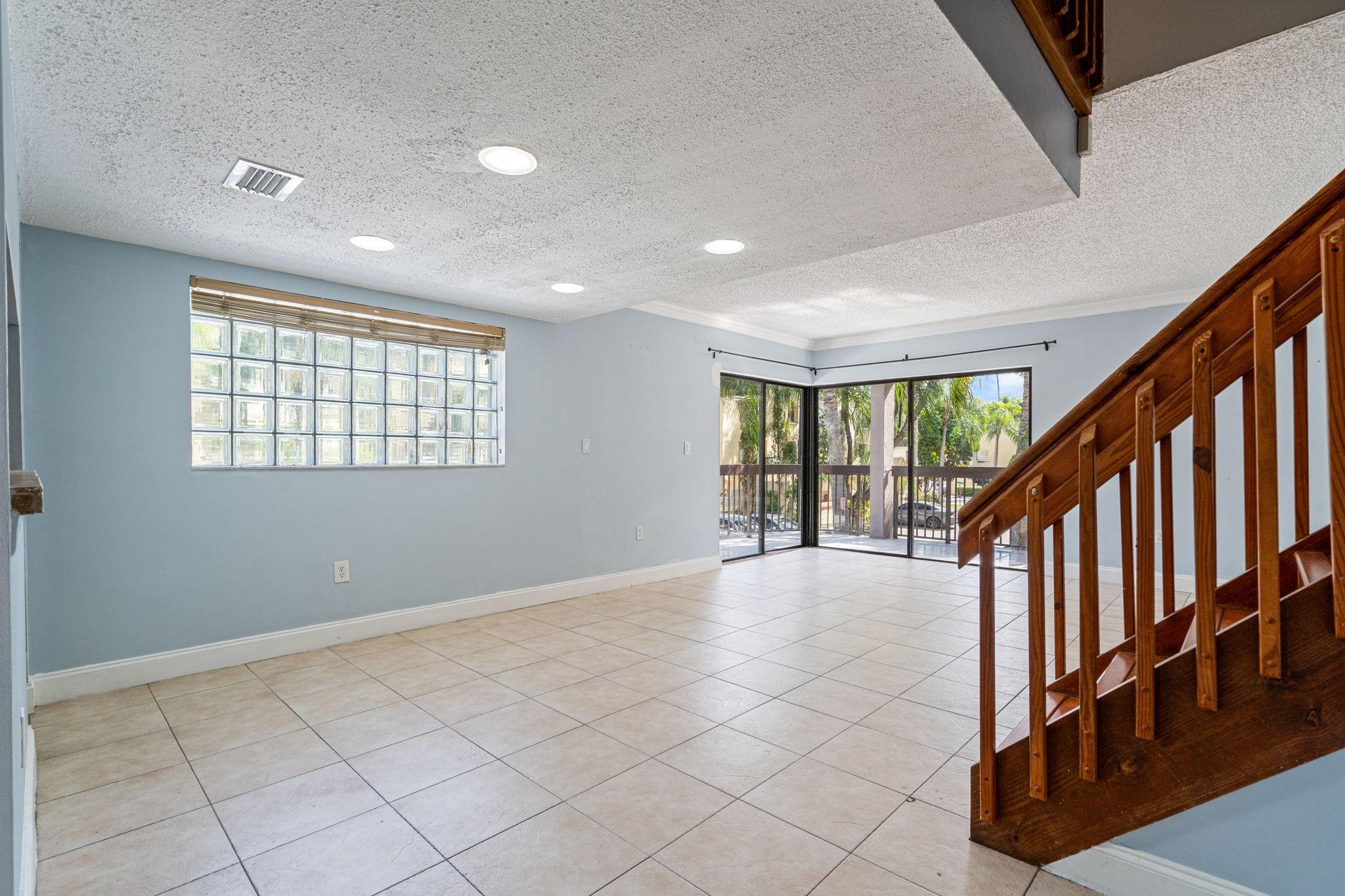 ELAN AT CALUSA - Residential