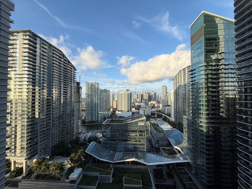 Brickell Heights East Con - Residential Lease