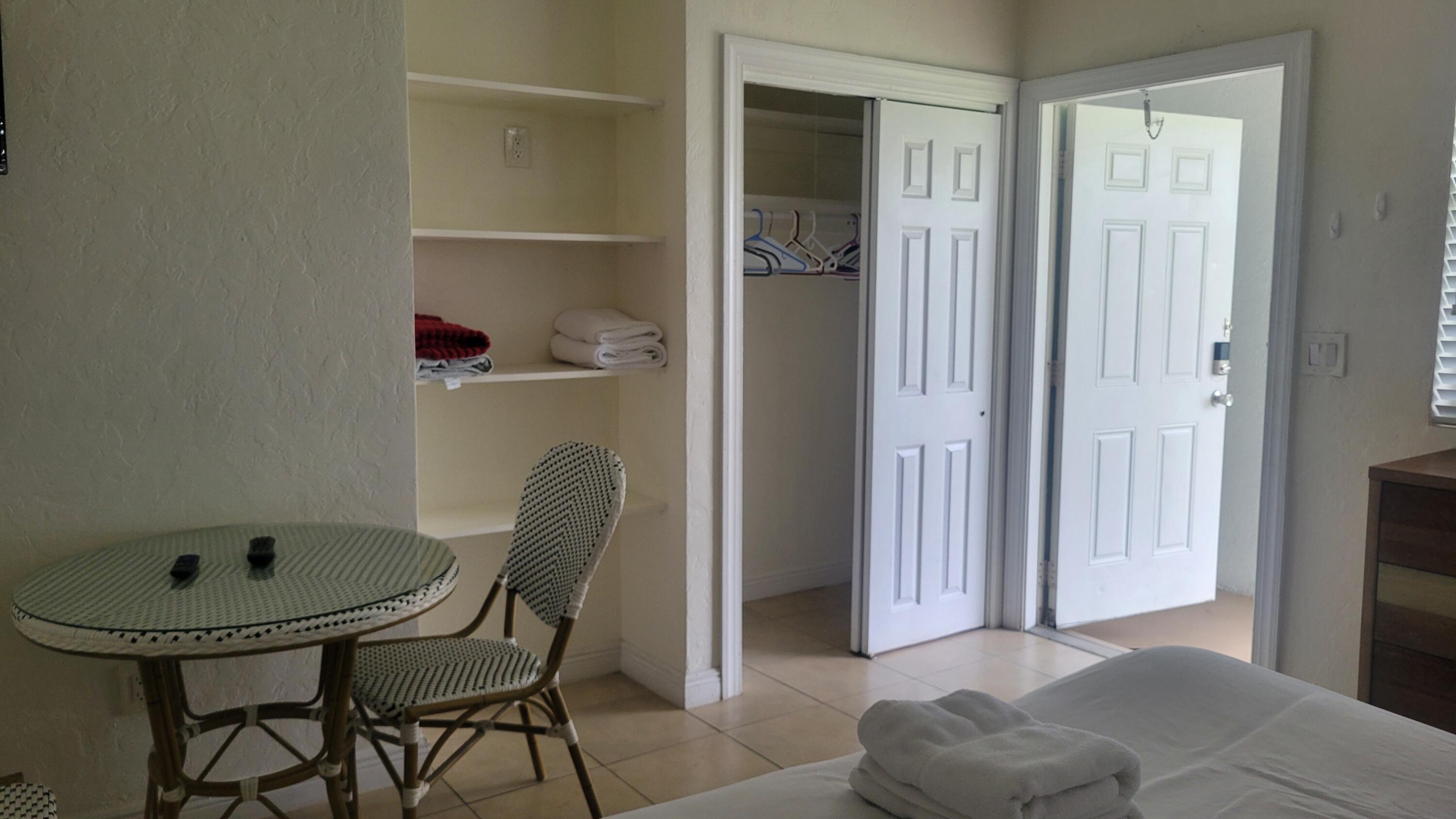 LAKE WORTH TOWN OF ADD 1 - Residential Lease