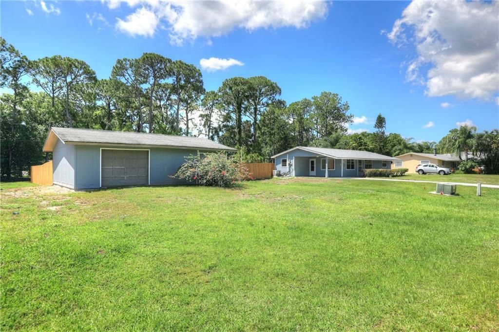 Photo of 686 Bayharbor Terrace, Sebastian, FL 32958 (MLS # R11092284)