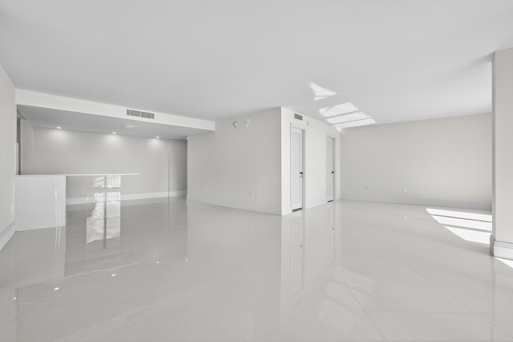 TRIANON CONDO - Residential Lease