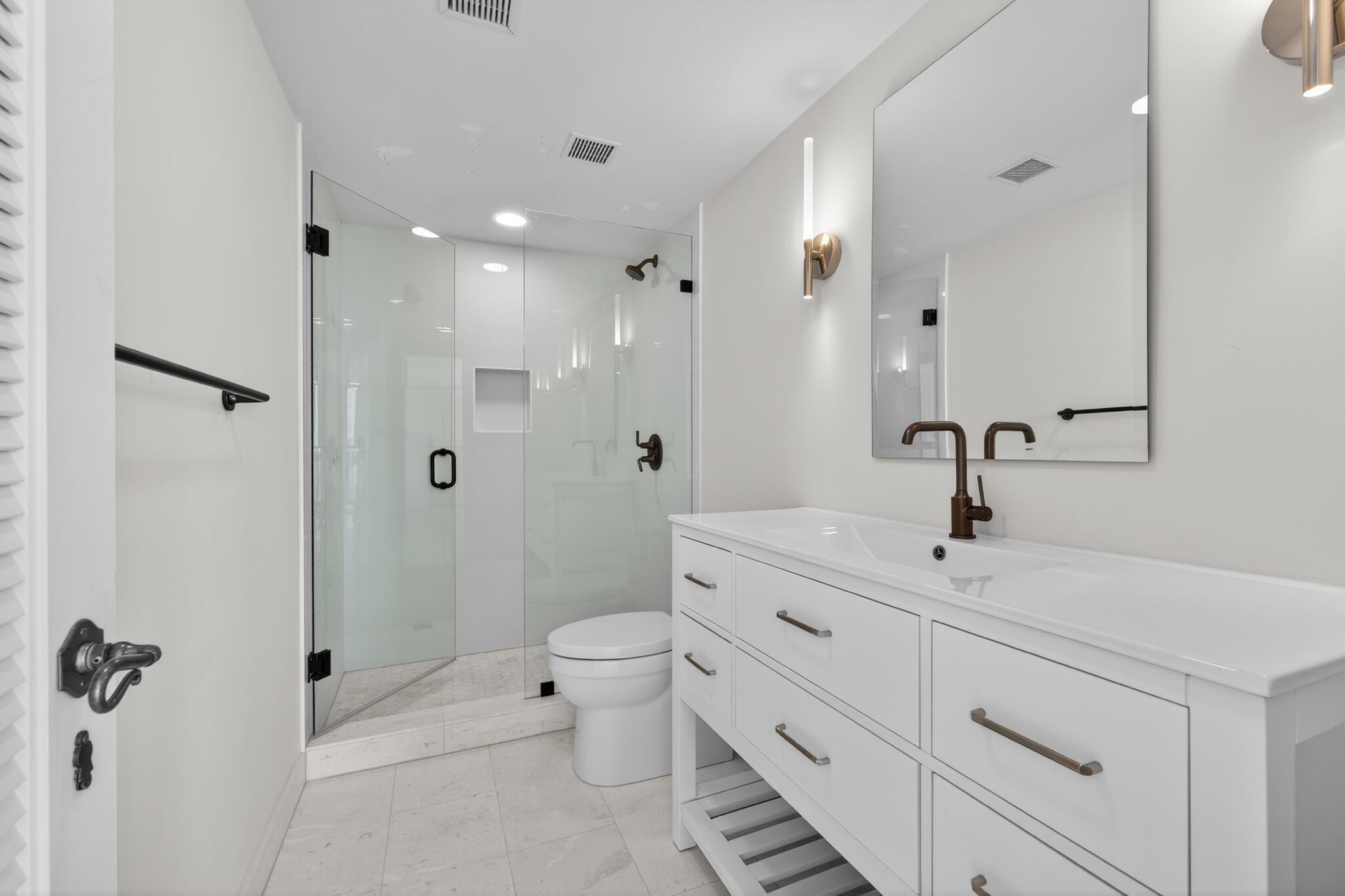 TRIANON CONDO - Residential Lease