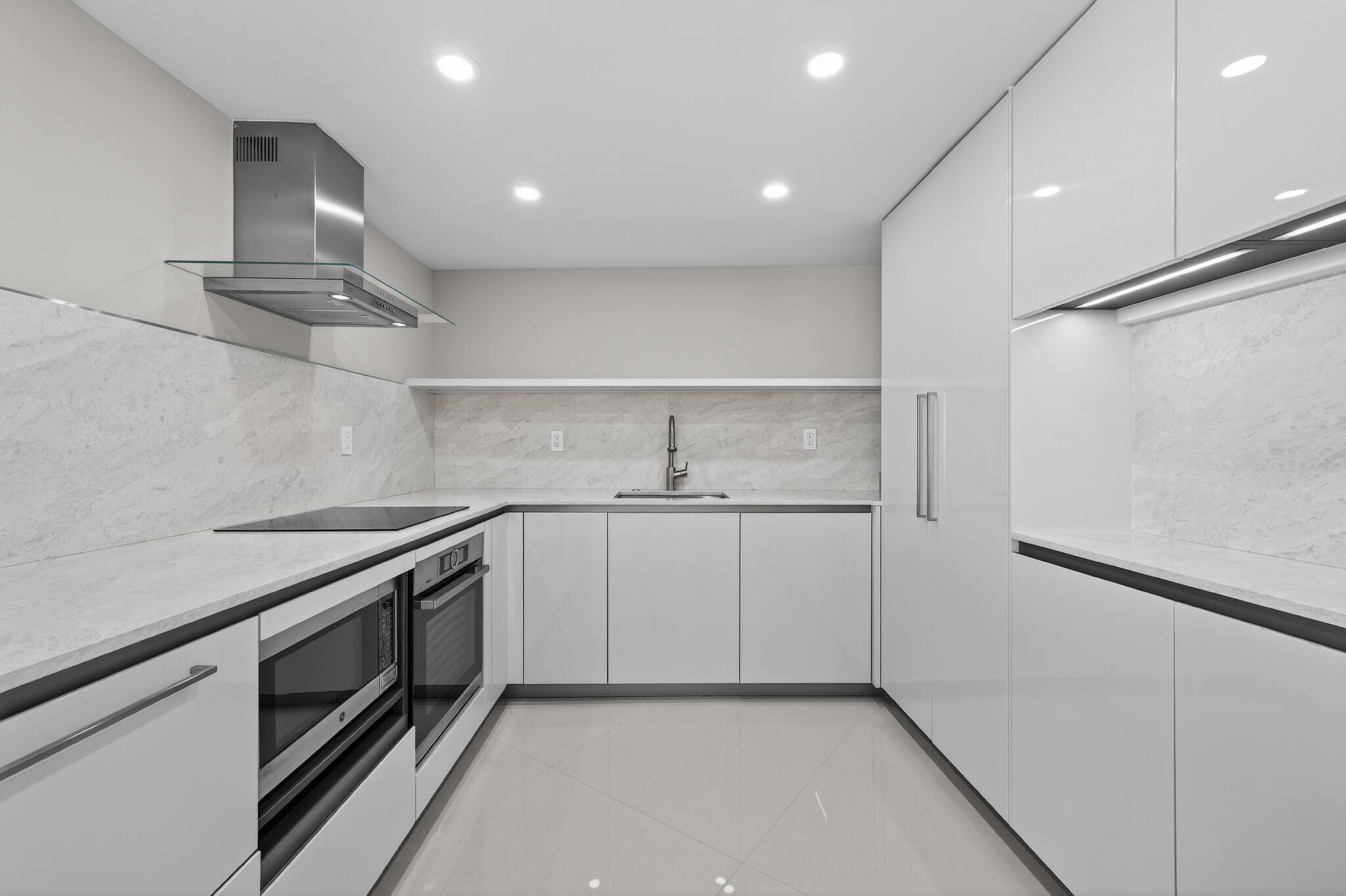 TRIANON CONDO - Residential Lease