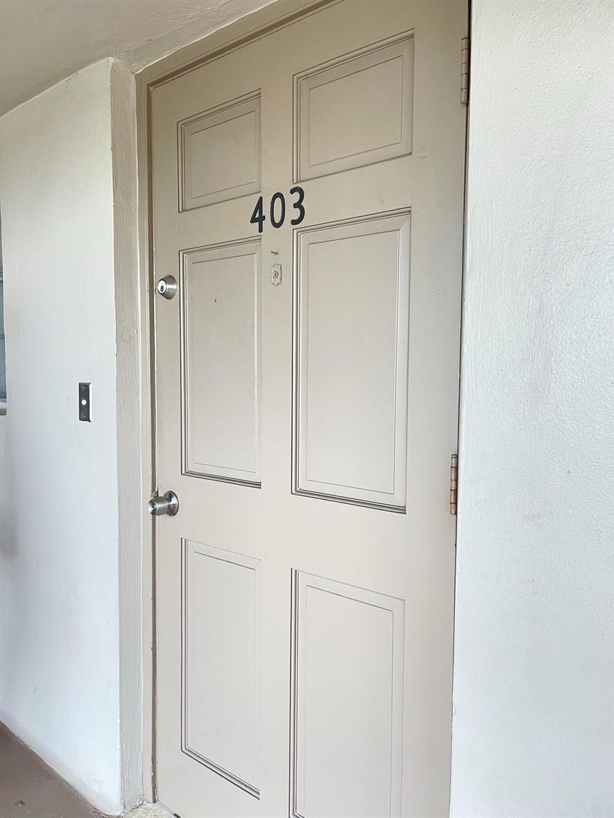 2 Bedroom / 2 Bathroom with Florida Room 4th floor unit in Arrowhead Condominiums.  Common laundry, pool, tennis courts.  1 assigned parking space with the unit.  Other spaces available in guest parking. Non-smoking, no pets.  Association indicates 650 min credit score and $65,000 household income.  Approval is 3-4 weeks.  $150 application fee to association.  Storage unit and laundry on same floor.  Close to Nova Southeastern University, Broward College, FAU Davie campus.  Tenant can submit application to Landlord via Rentspree