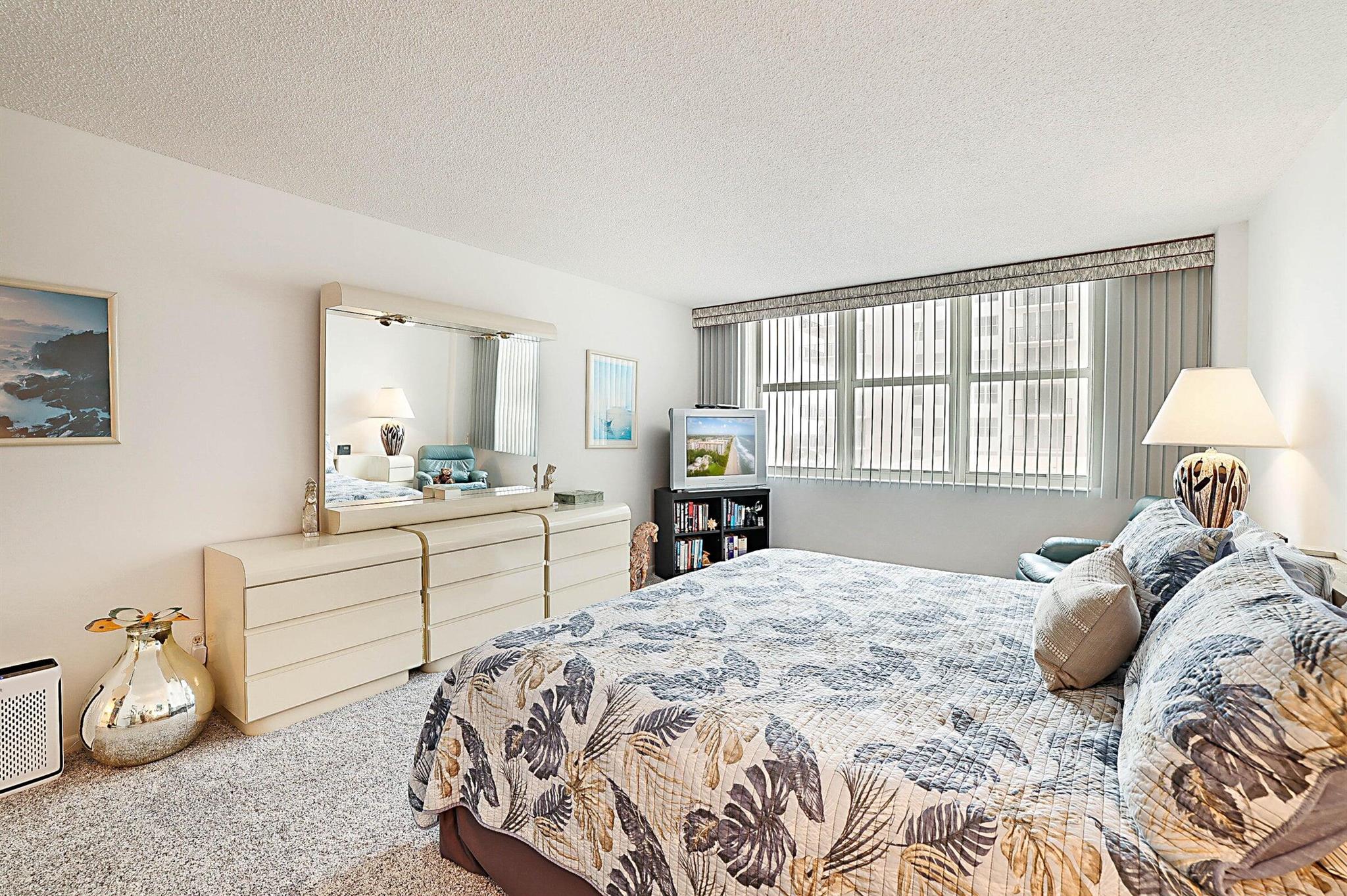 OPAL TOWERS CONDO - Residential Lease