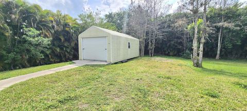 A home in Loxahatchee