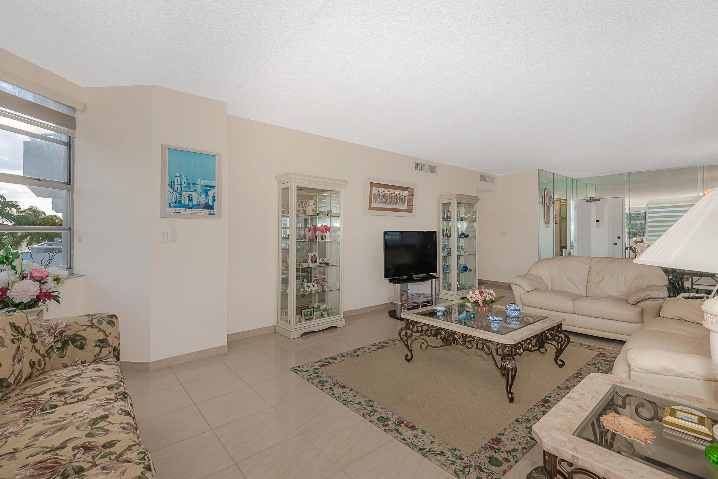 HEMISPHERES CONDO - Residential