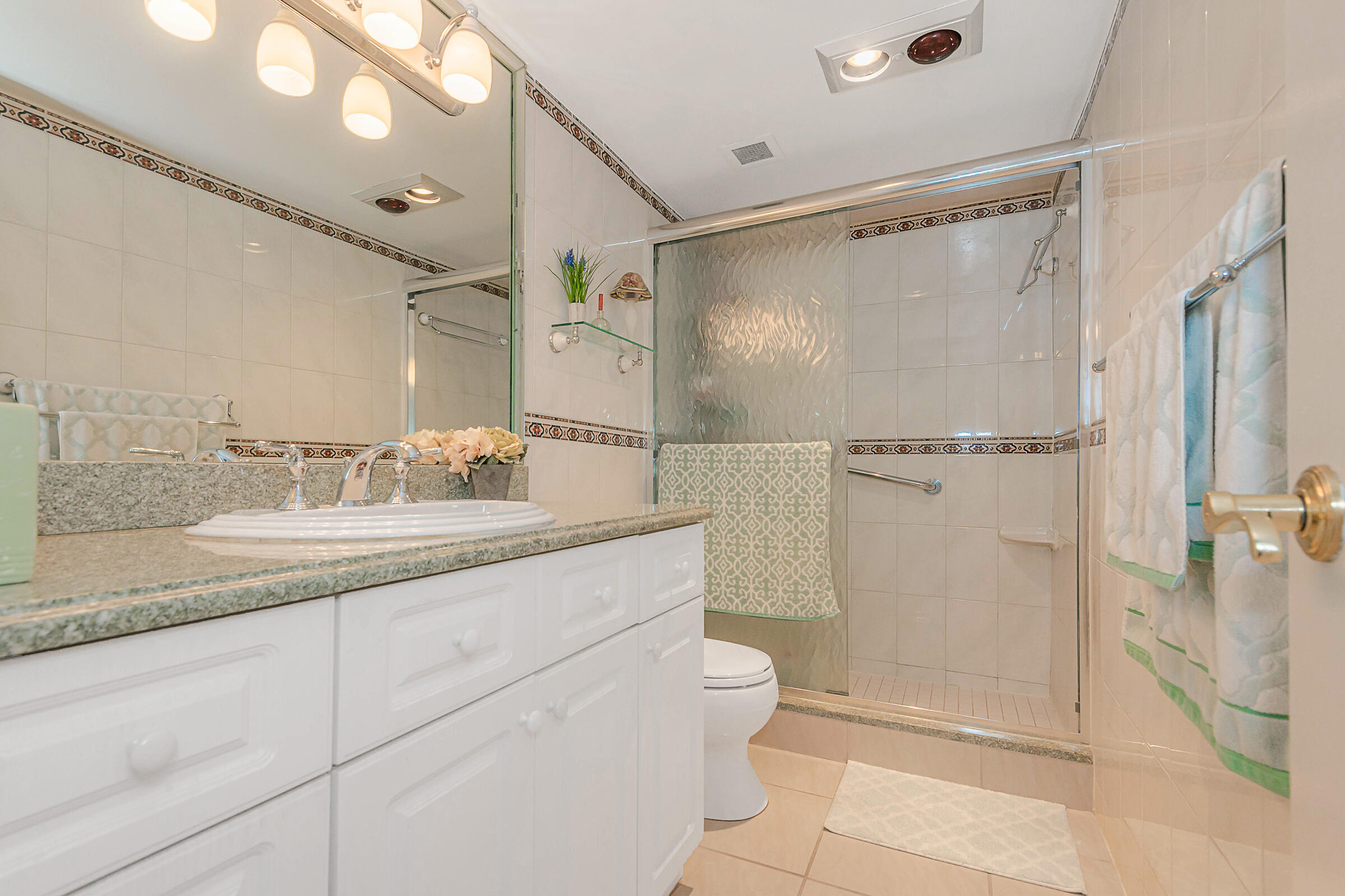 HEMISPHERES CONDO - Residential