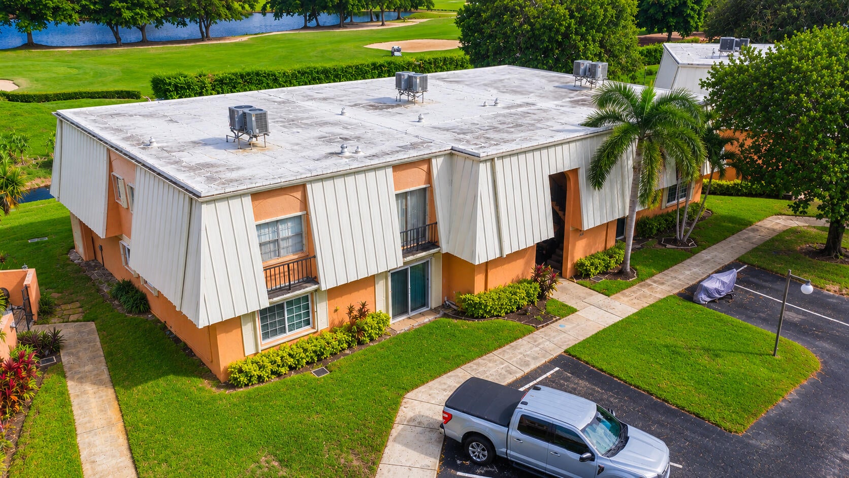 104 Citrus Lane 104